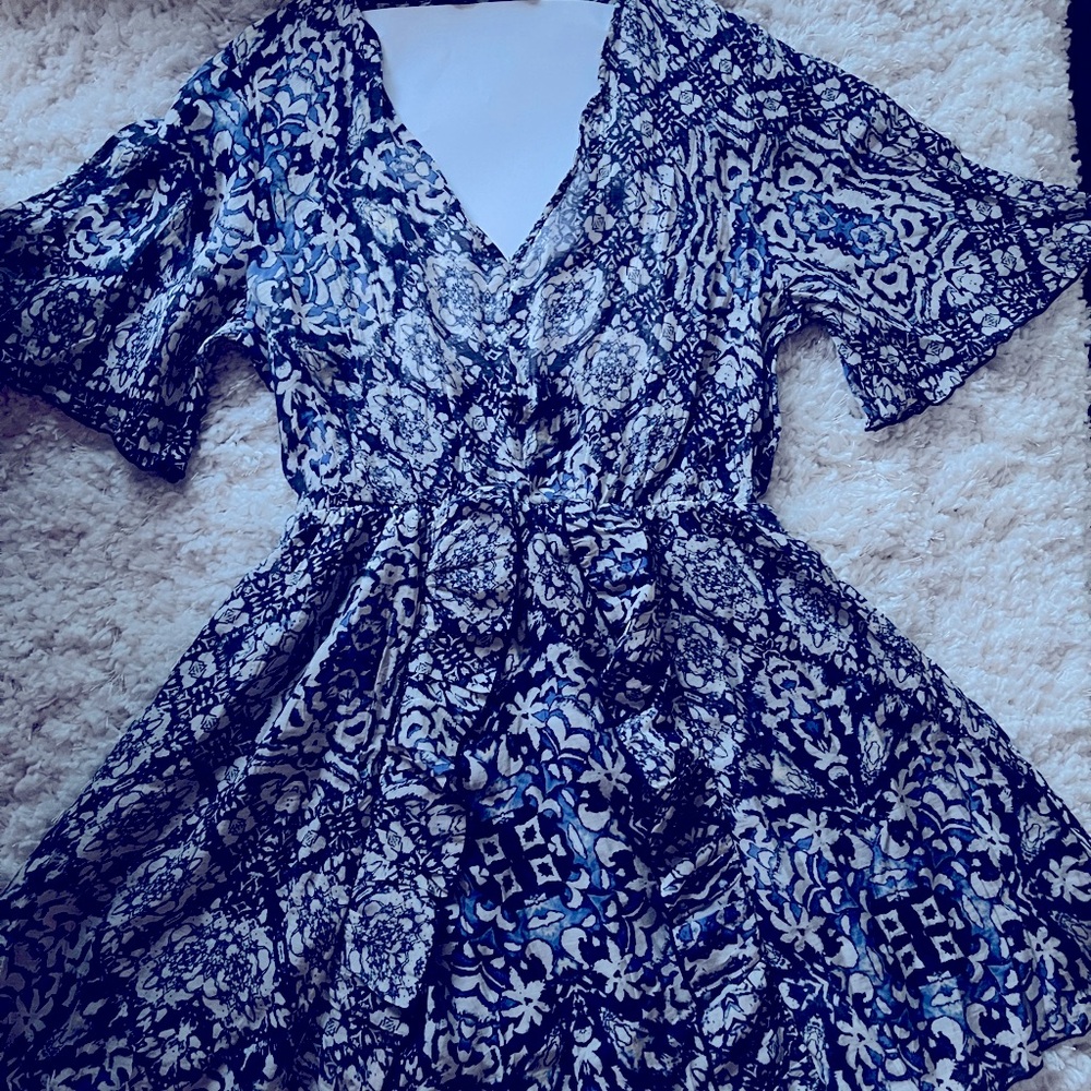 Zara Blue and  White Midi Sundress with Flutter Sleeves